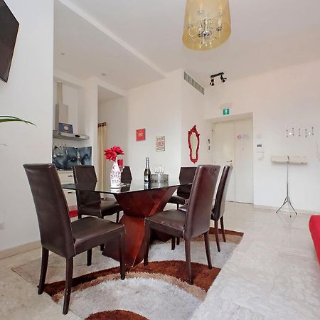 Apartmán Luxury Domus Amadeus Řím Exteriér fotografie