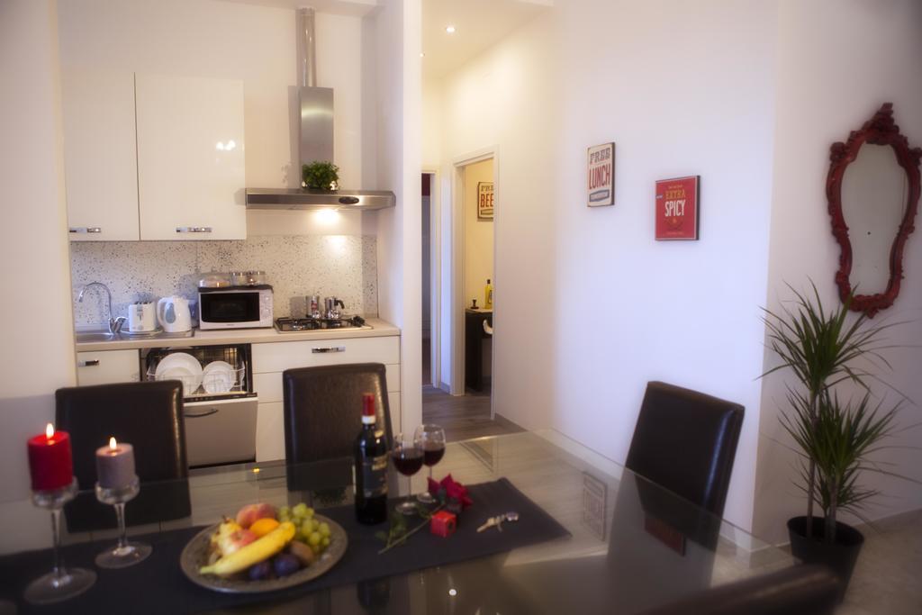Apartmán Luxury Domus Amadeus Řím Exteriér fotografie