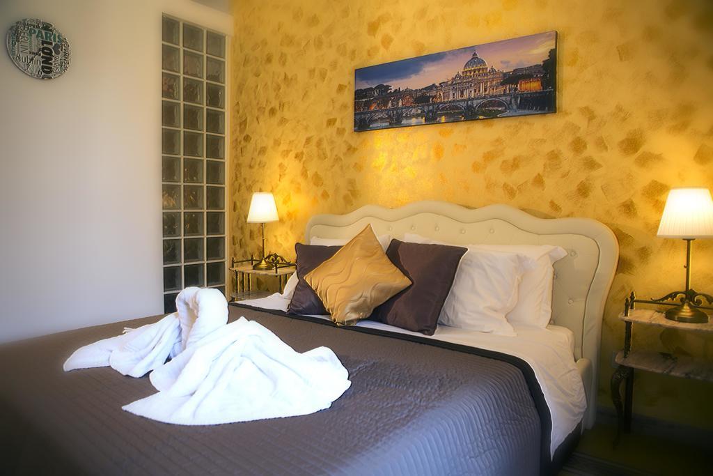 Apartmán Luxury Domus Amadeus Řím Exteriér fotografie