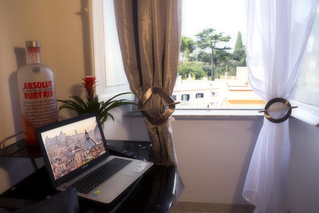 Apartmán Luxury Domus Amadeus Řím Exteriér fotografie