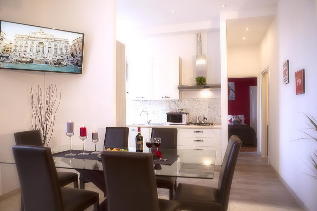 Apartmán Luxury Domus Amadeus Řím Exteriér fotografie