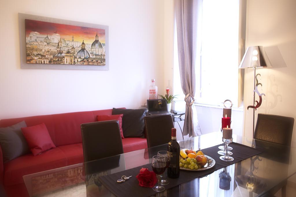 Apartmán Luxury Domus Amadeus Řím Exteriér fotografie
