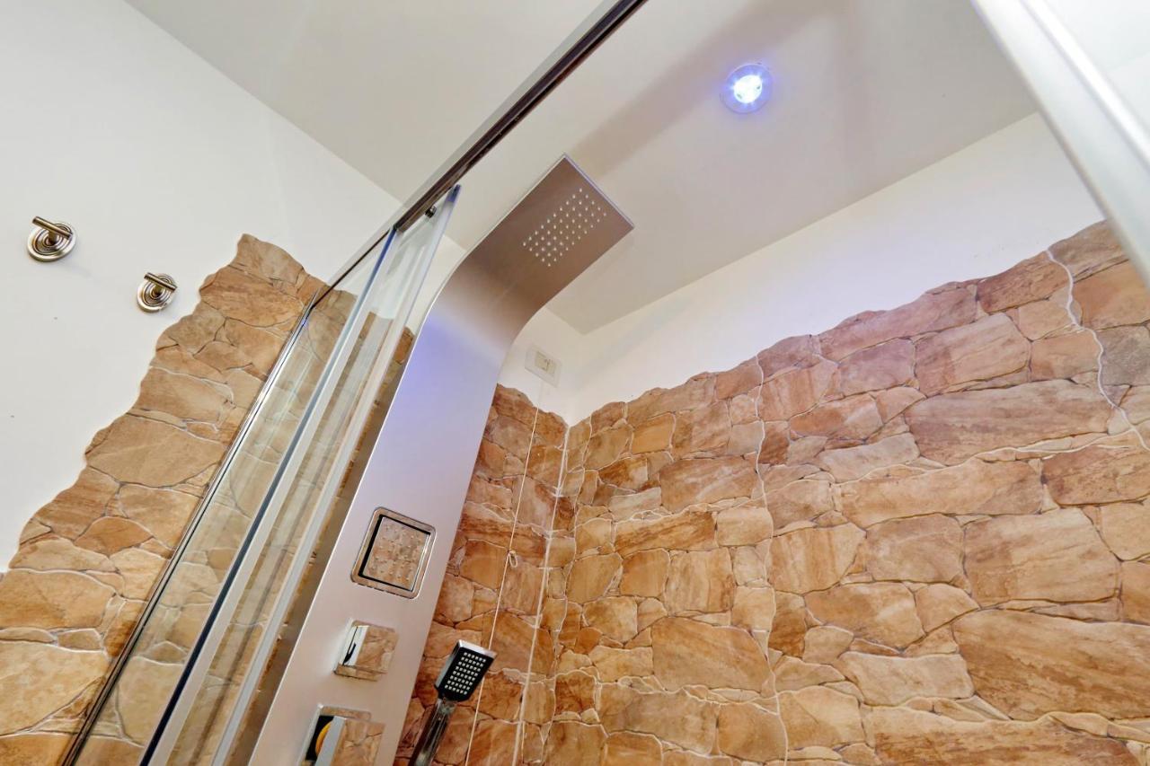 Apartmán Luxury Domus Amadeus Řím Exteriér fotografie